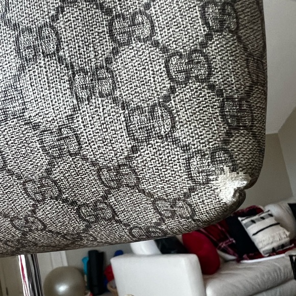 Gucci monogram tote - Picture 5 of 13